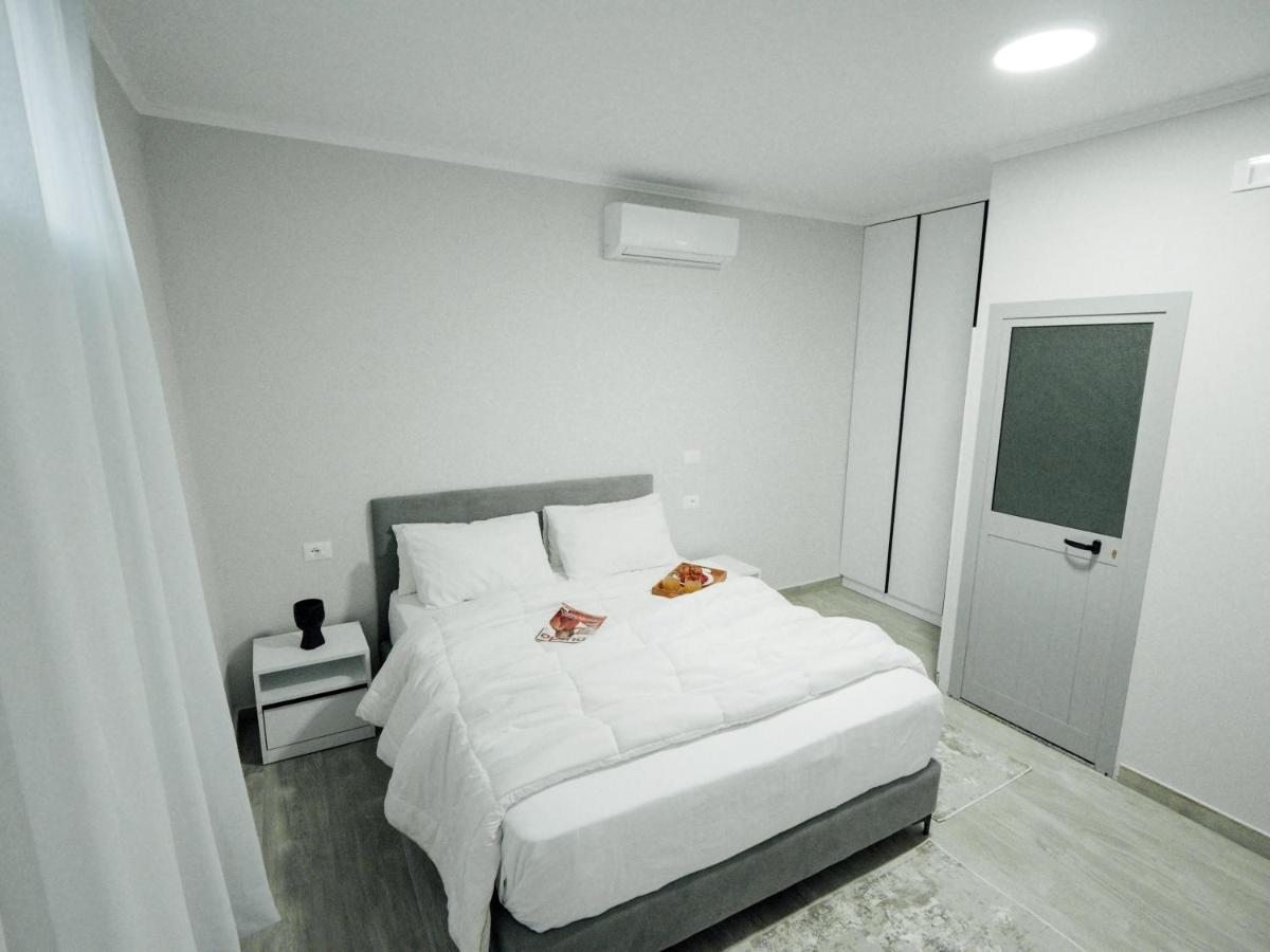 ShkodërDionis House别墅 外观 照片